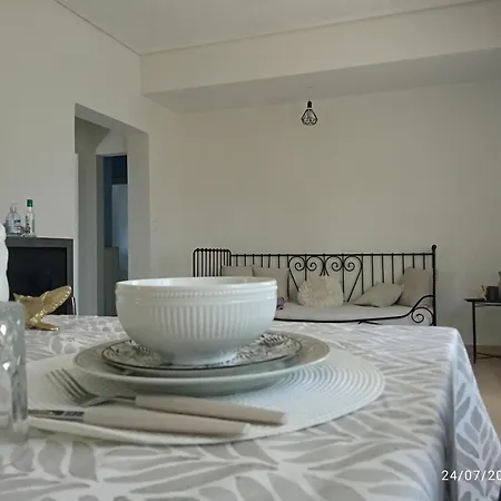 Alkyone 4 Bed Kala Nera